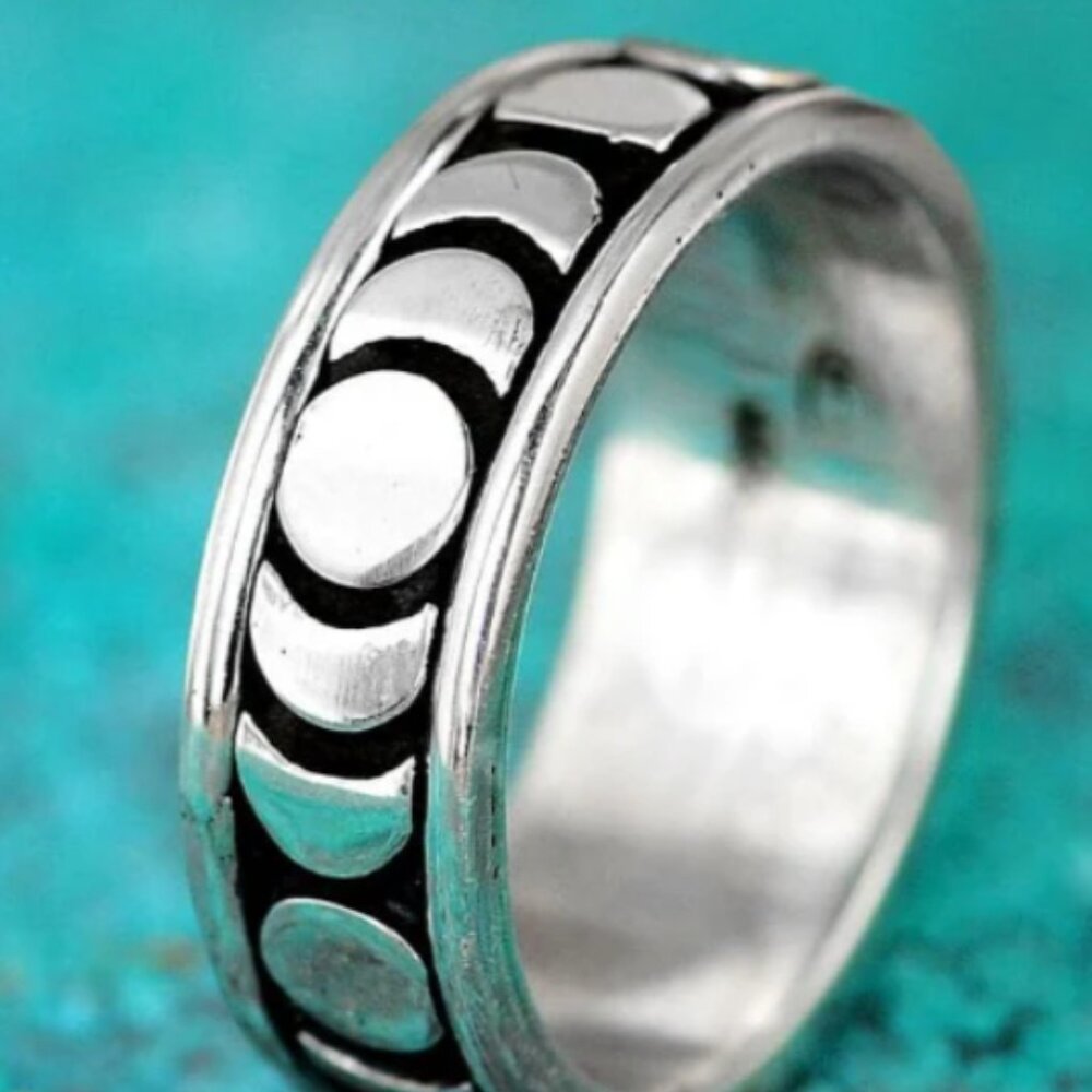 Boho-Magic - Moon Phase Spinner Ring - image 2